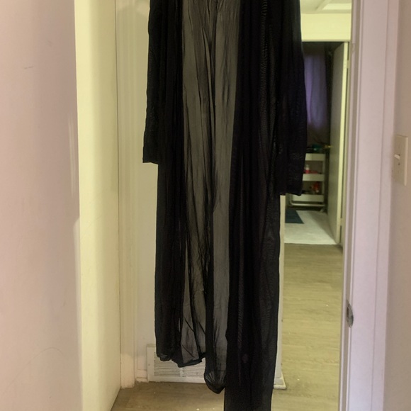 A Ellen Black Sheer Robe - Picture 2 of 3